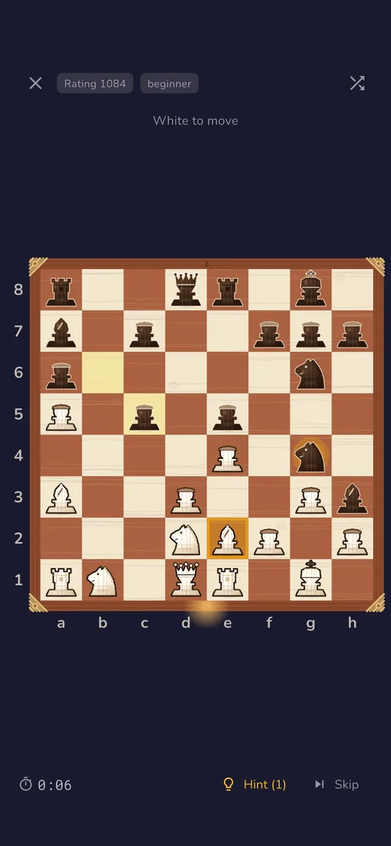 RankUp Chess — Solving a puzzle with hints available